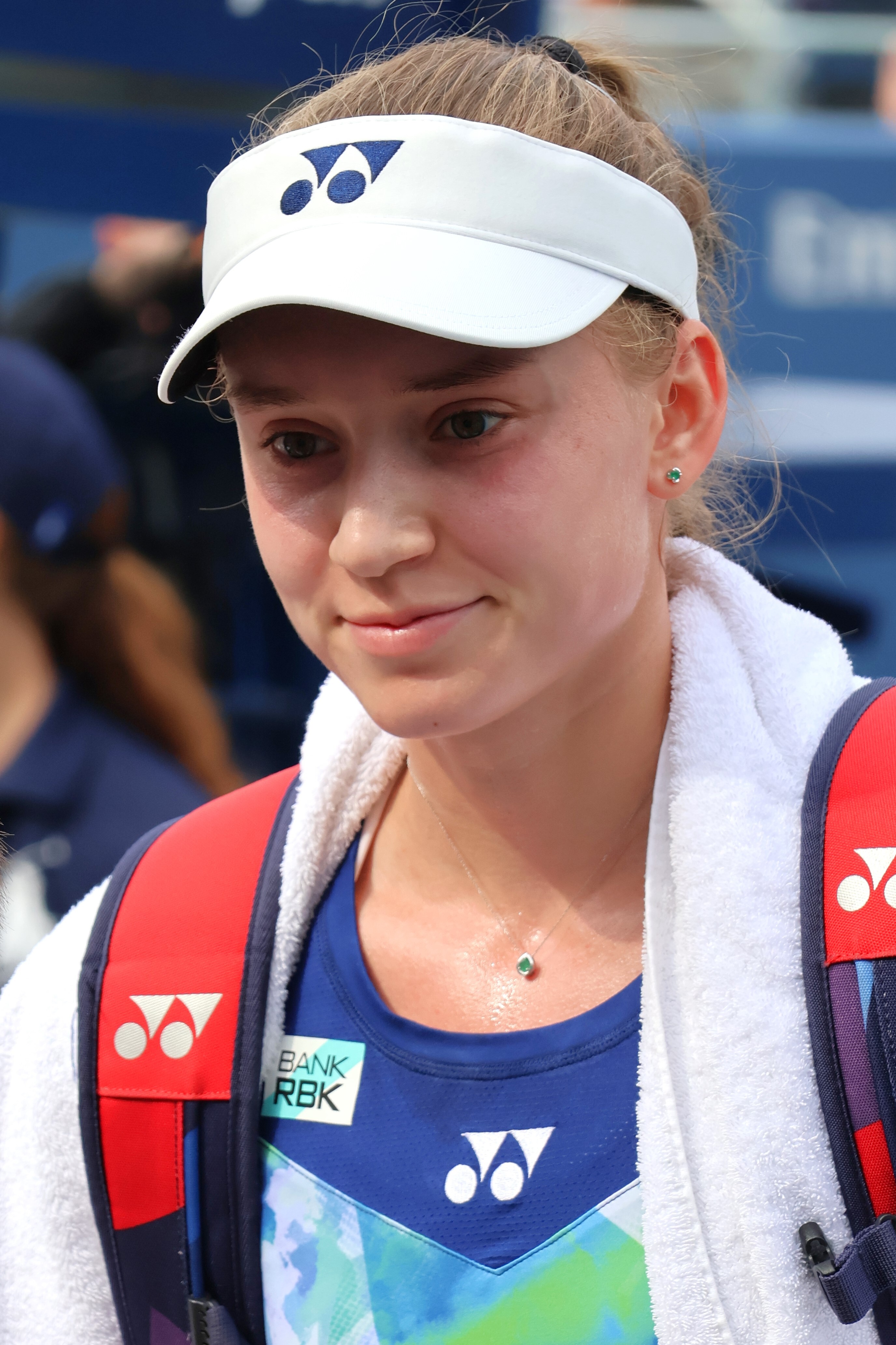 Elena Rybakina server under US Open